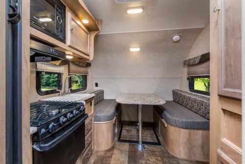 GulfstreamVistaCruiserInterior