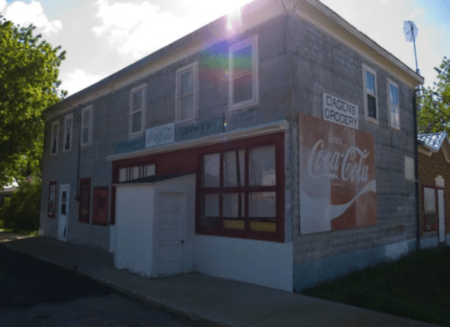 small town america - population under 100