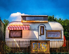 mobile-home-1539082__180 free RV campsite